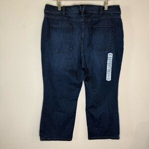 NWOT Duluth Trading Co Denim Capri Straight Leg Dark Wash Stretch Women’s Sz 16W